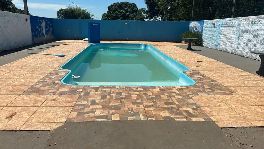 Bombeiros interditam piscina onde jovem teve cabelo sugado