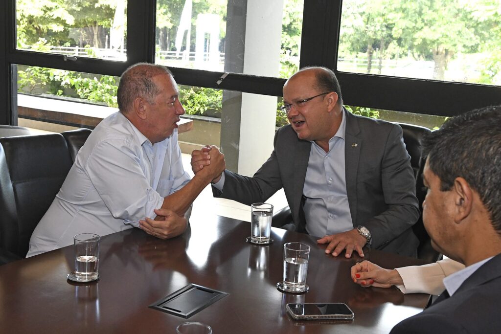 Barbosinha assume como governador em exercício de Mato Grosso do Sul até dia 14 de janeiro