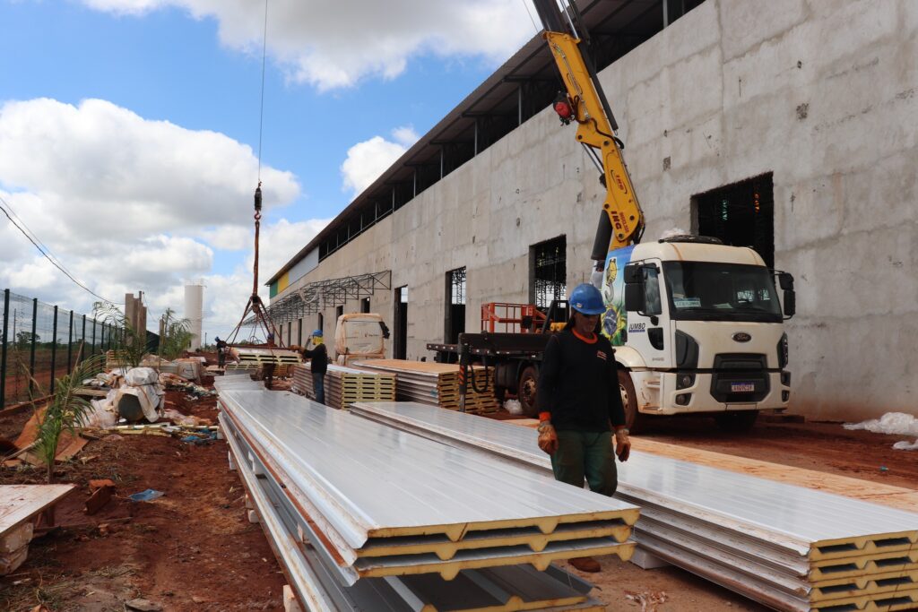 Indústria da Novo Mundo Alimentos está na sua fase final de construção e já gera empregos