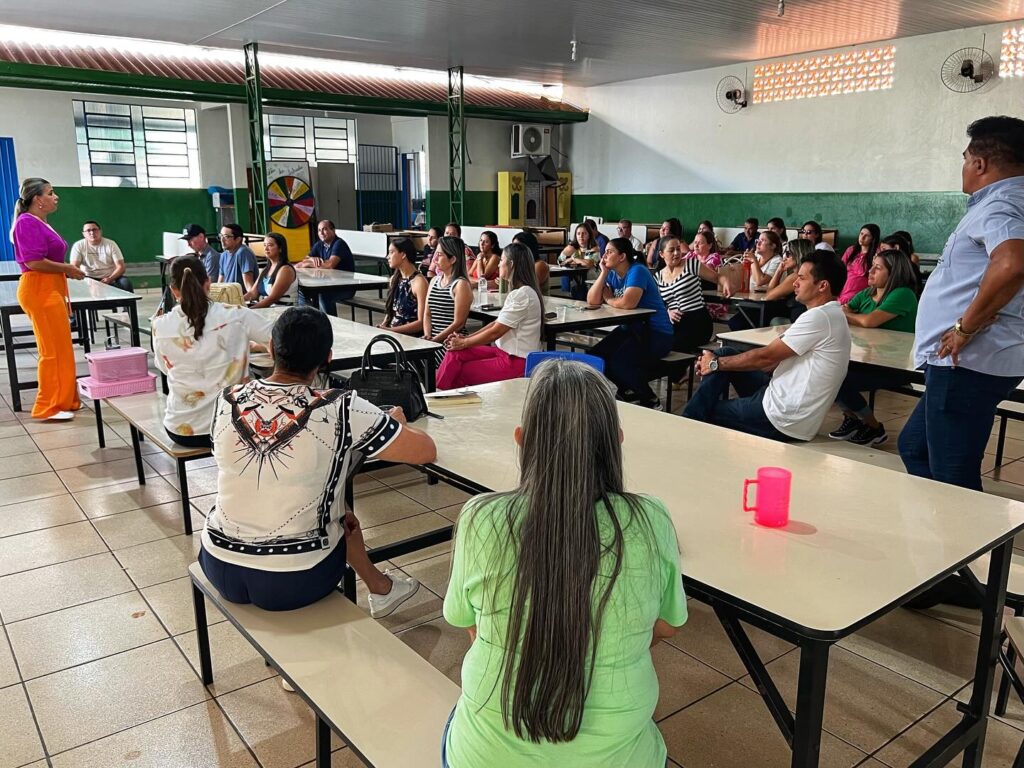 Alinhando rumos para o futuro na Escola José de Alencar