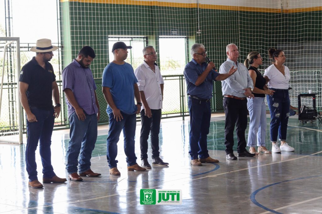 Prefeitura distribui mais de 300 toneladas de calcário para produtores rurais