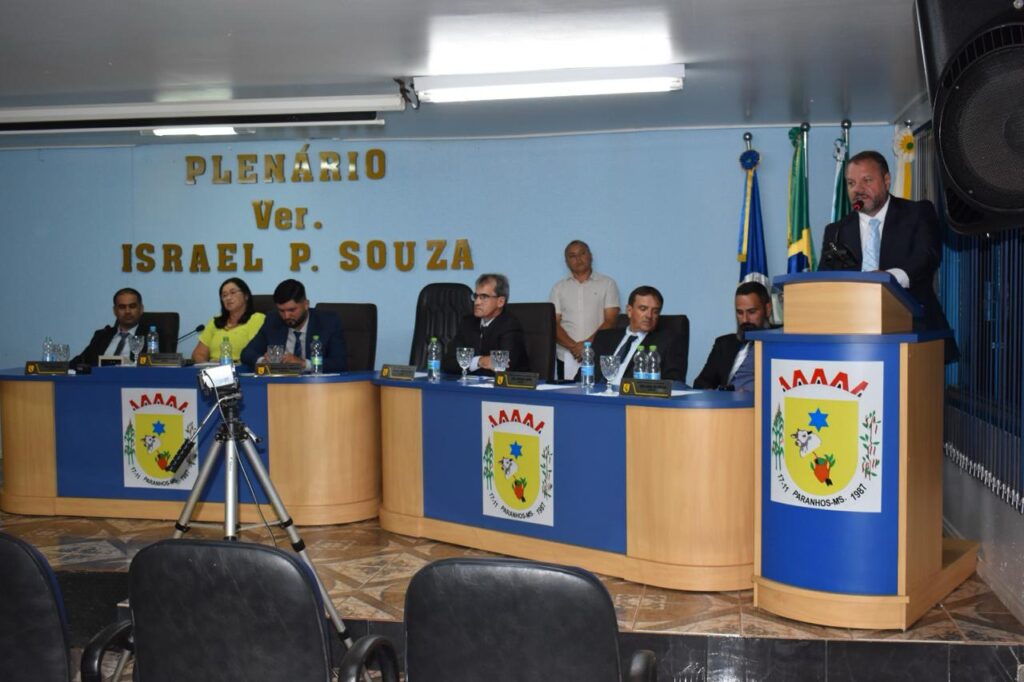 Prefeito de Paranhos fala na abertura dos trabalhos legislativos da Câmara