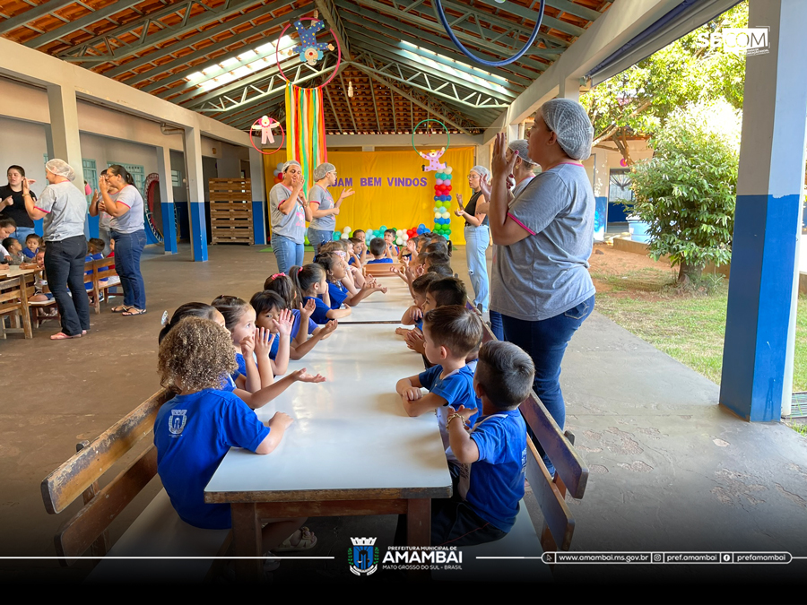 Com um misto de emoções, estudantes da rede municipal voltam às aulas para mais um ano letivo