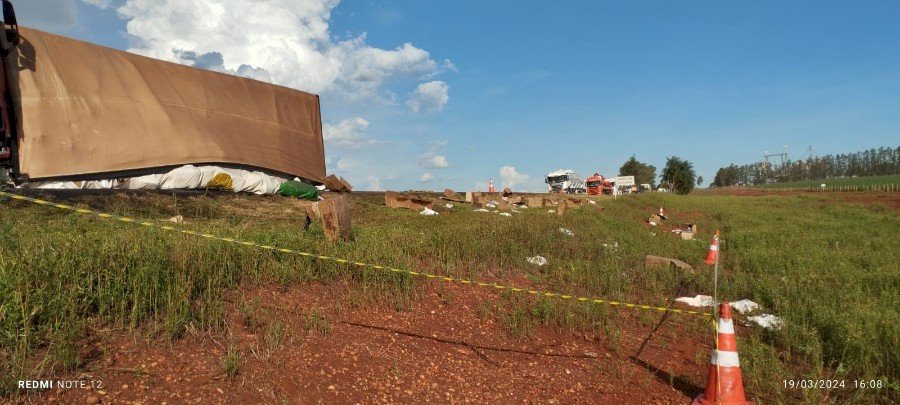 Carretas colidem na BR-163 entre Juti e Caarapó e deixam vítima fatal