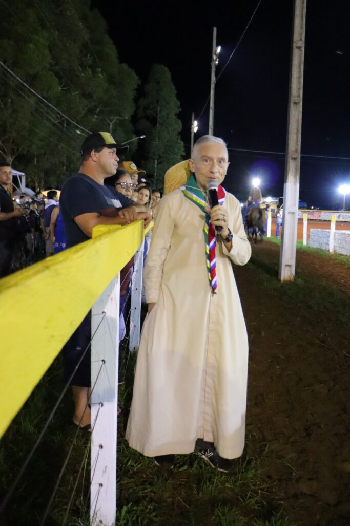 34ª Festa do Clube do Laço Portão da Fronteira teve início em Coronel Sapucaia