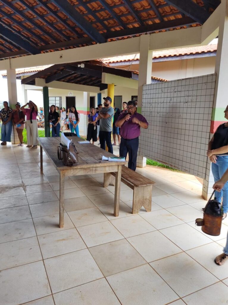 Prefeitura de Paranhos apresenta coordenador e professores para a Escola Municipal Indígena Chico Valiente da Aldeia Sete Cerro