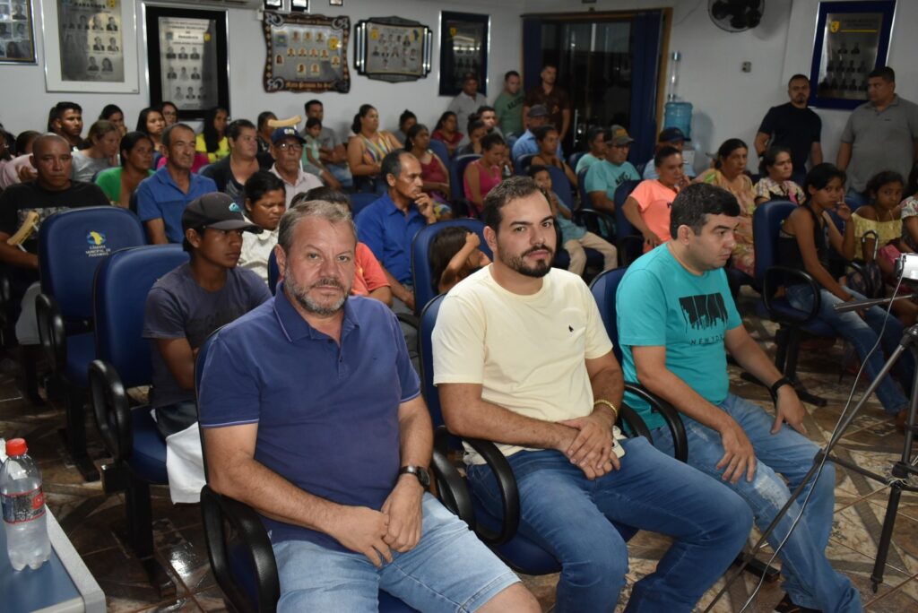 Câmara de Paranhos discutiu questões relevantes para o município nesta segunda-feira (11)