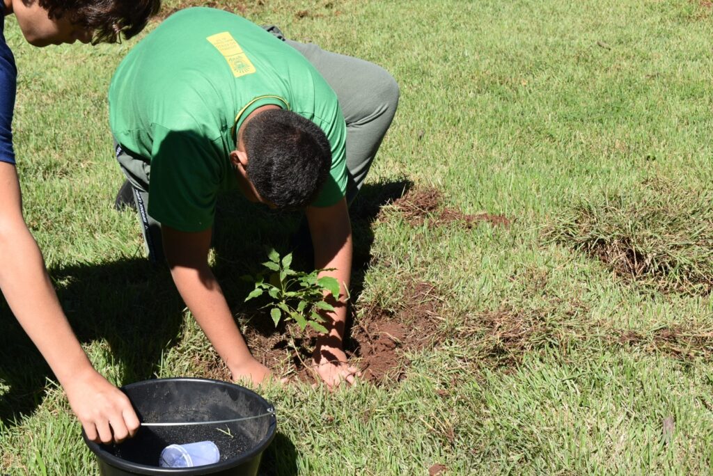 Prefeitura de Paranhos atende pedido do Grêmio Estudantil da Escola Estadual Santiago Benites