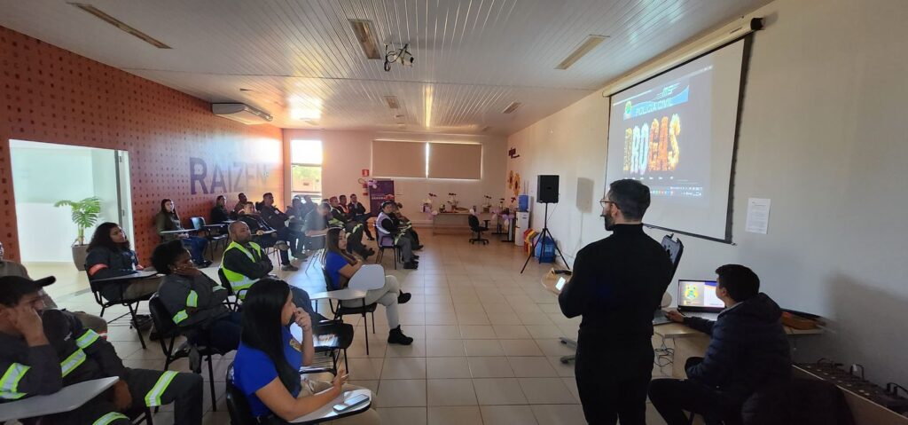 Polícia Civil realiza palestra em usina no âmbito da Semana Interna de Prevenção de Acidentes do Trabalho em Caarapó