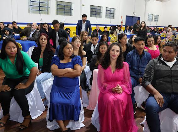 Prefeito Donizete prestigia formatura dos alunos do curso Normal Médio