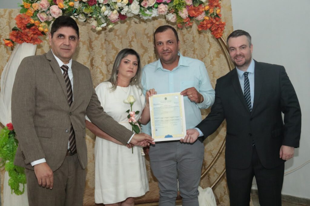 Casamento coletivo em Mundo Novo