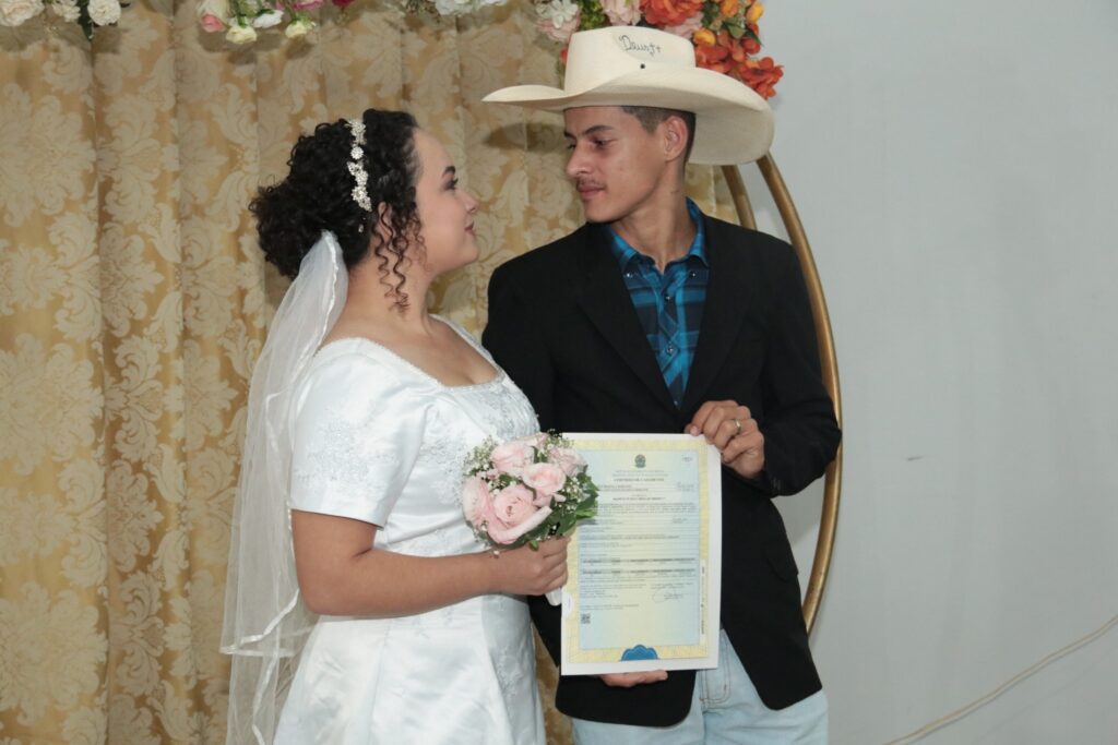 Casamento coletivo em Mundo Novo