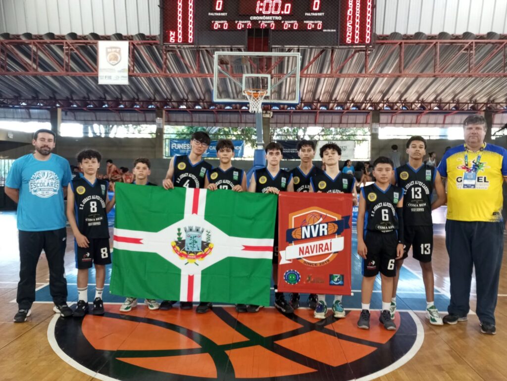 Com apoio da Prefeitura Municipal, futsal e basquete de Naviraí disputam os Jogos Escolares da Juventude