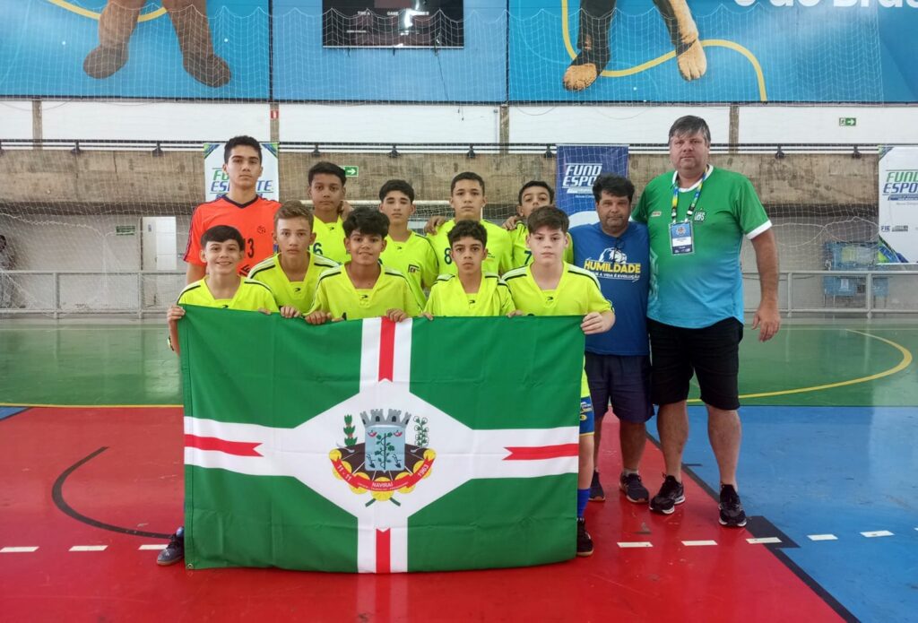 Com apoio da Prefeitura Municipal, futsal e basquete de Naviraí disputam os Jogos Escolares da Juventude