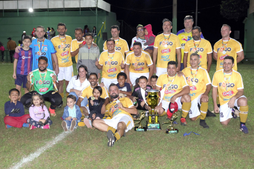 Prefeitura de Naviraí conclui a 18ª Copa Máster de Futebol Suíço que contou com equipes locais e da região