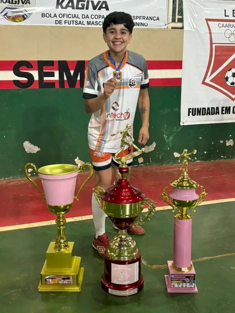 Equipes de Caarapó e Amambai conquistam a Copa Vale da Esperança de Futsal