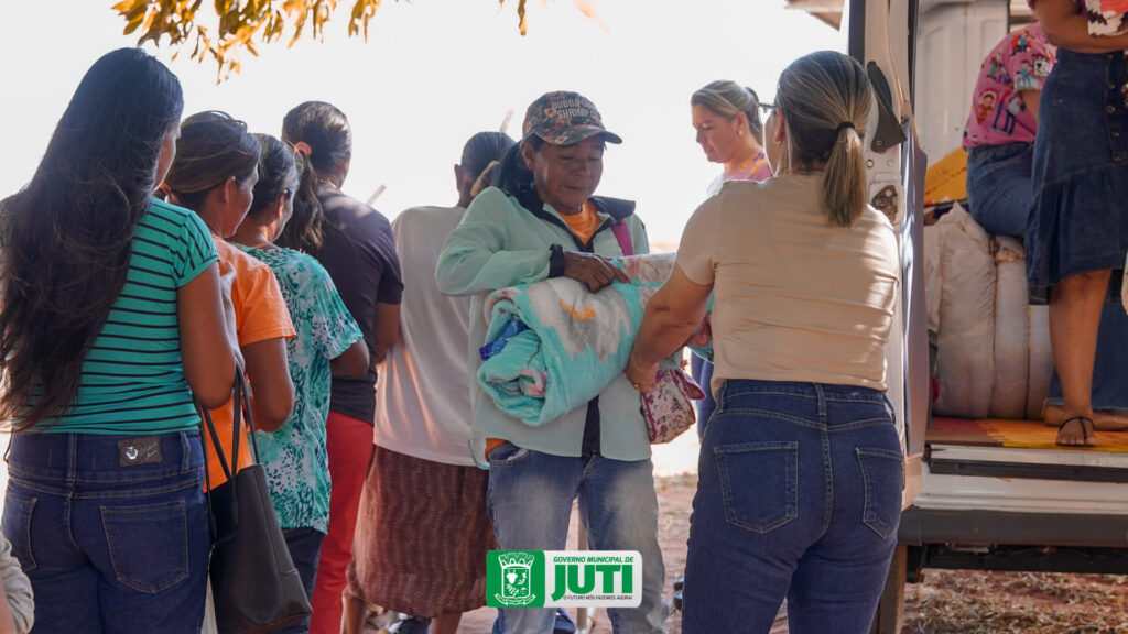 Campanha do Agasalho em Juti