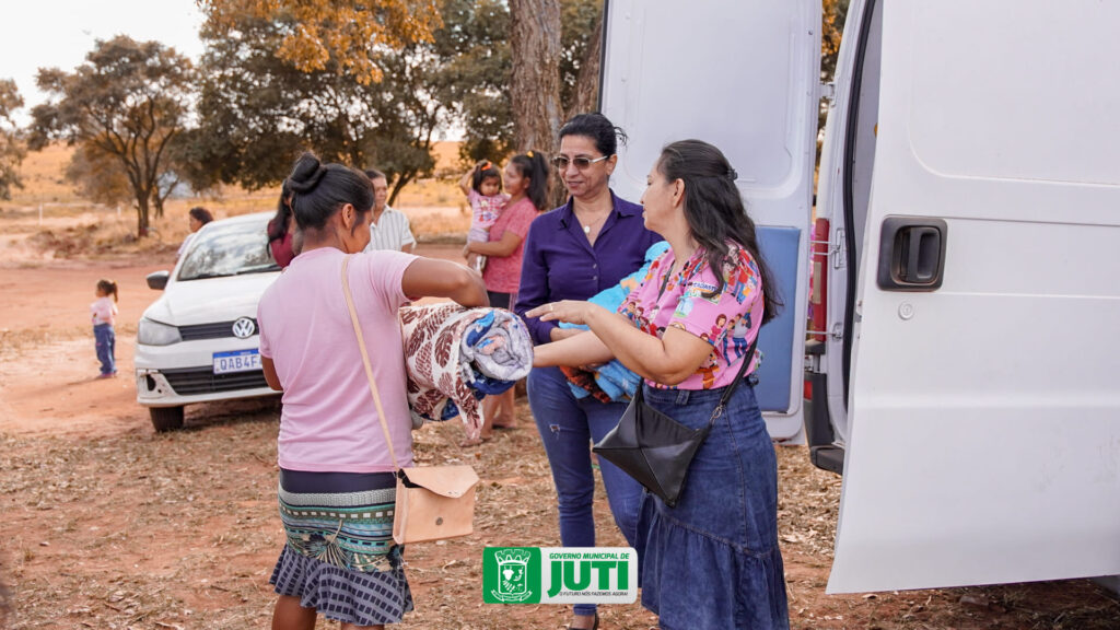 Campanha do Agasalho em Juti