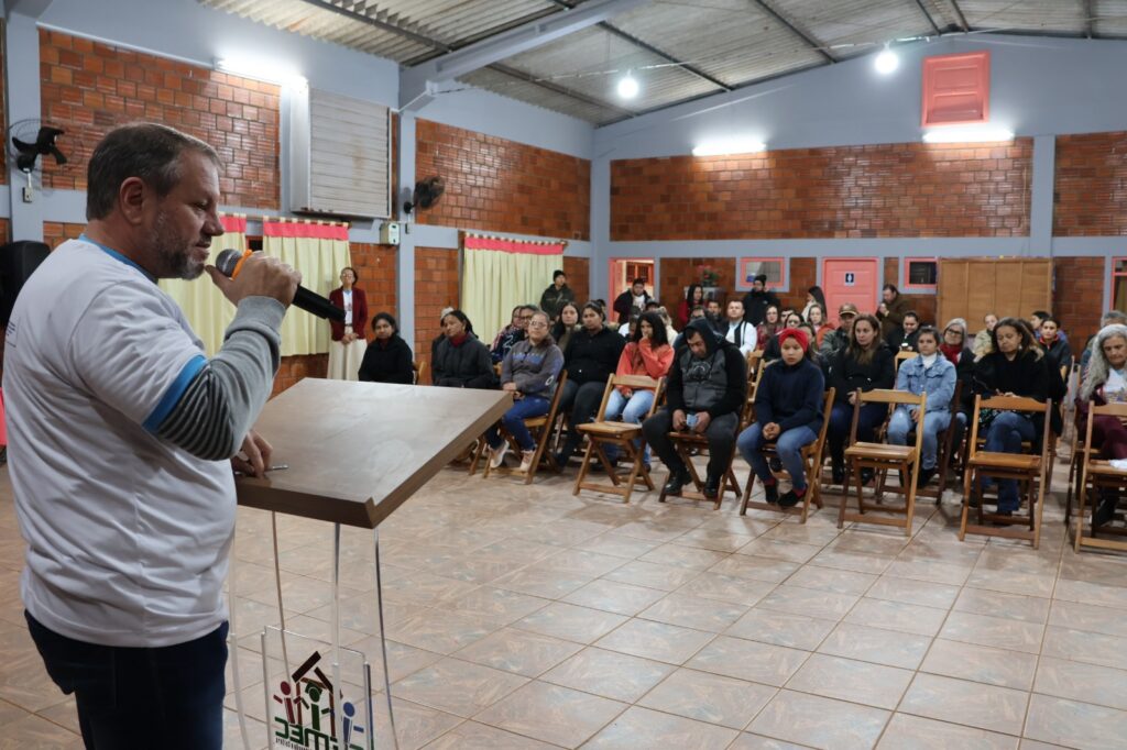 Prefeitura de Paranhos realizou sua 3ª Conferência Municipal da Cidade