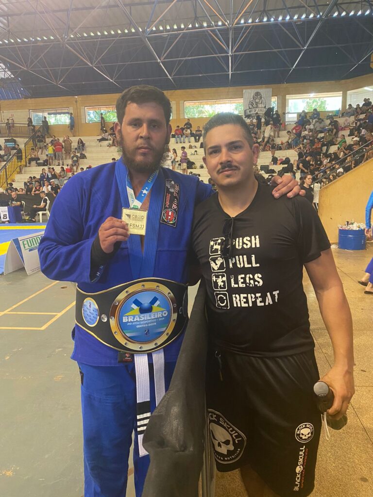 Atletas iguatemienses são destaque no "Campeonato Brasileiro de Jiu-Jitsu" em Campo Grande