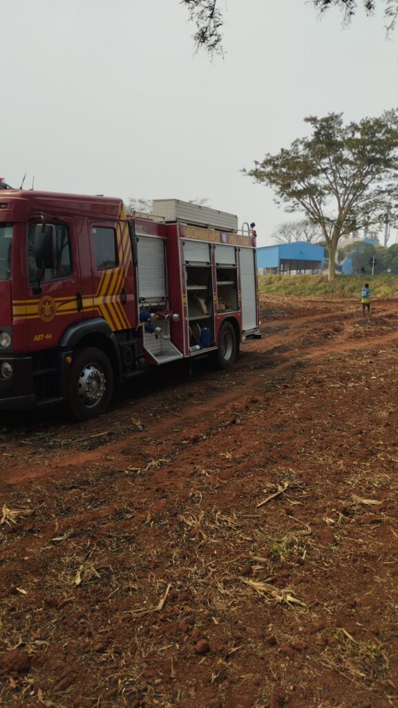 Corpo de Bombeiros combate incêndios em Amambai e Paranhos, com graves danos em áreas rurais e indígenas