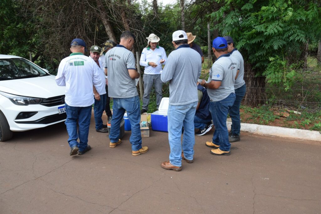 Vigilância Sanitária realiza mutirão de vacinação antirrábica em todos os bairros de Iguatemi